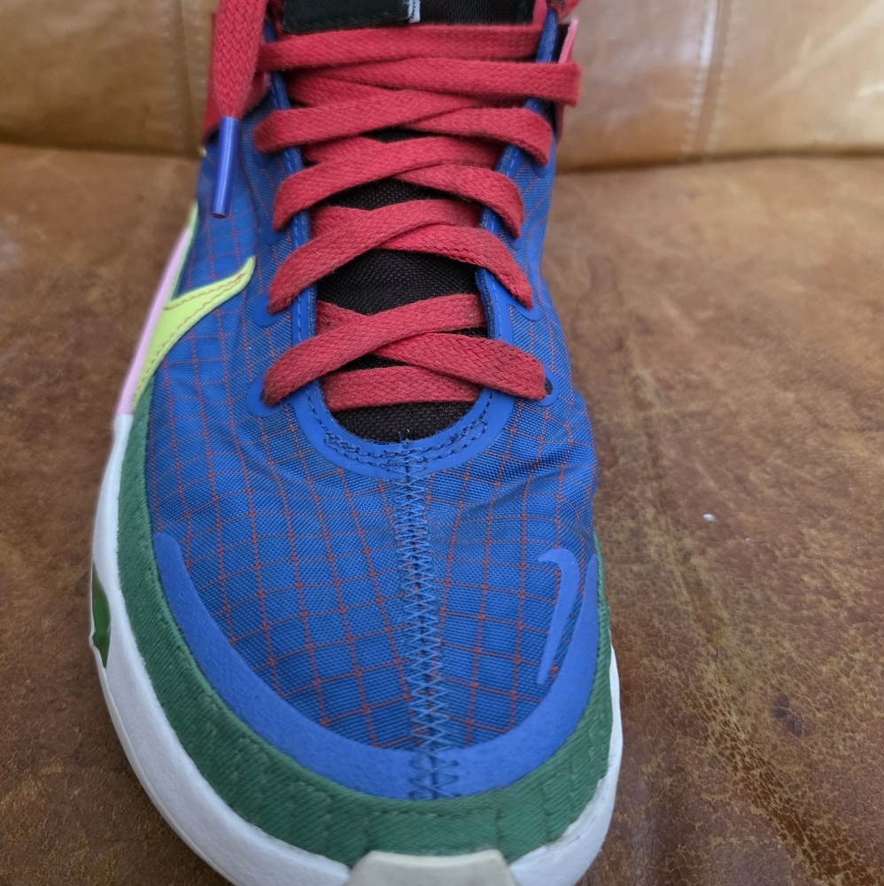 Nike Sneakers in Blue, Red, and Green..kd